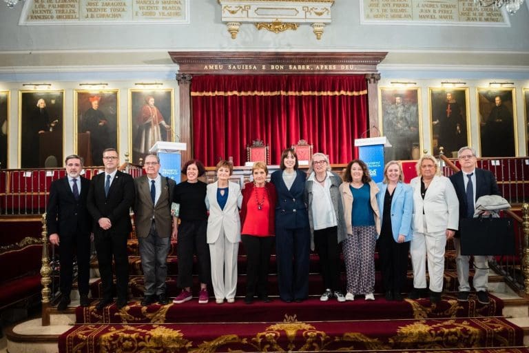 Gobierno reconoce a 22 víctimas de guerra civil y dictadura vinculadas a la UV: ‘No era justicia, era revancha’