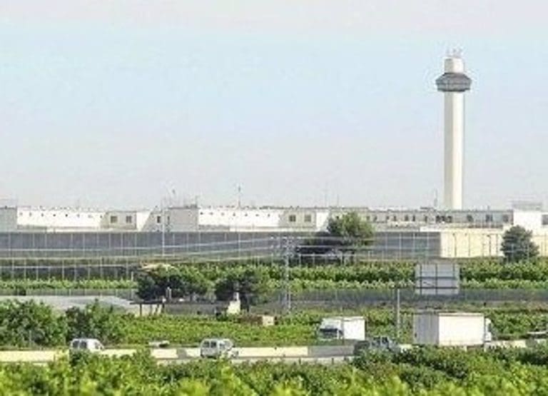 El número de teléfonos móviles intervenidos en la prisión de Picassent asciende a 653 en los últimos siete años