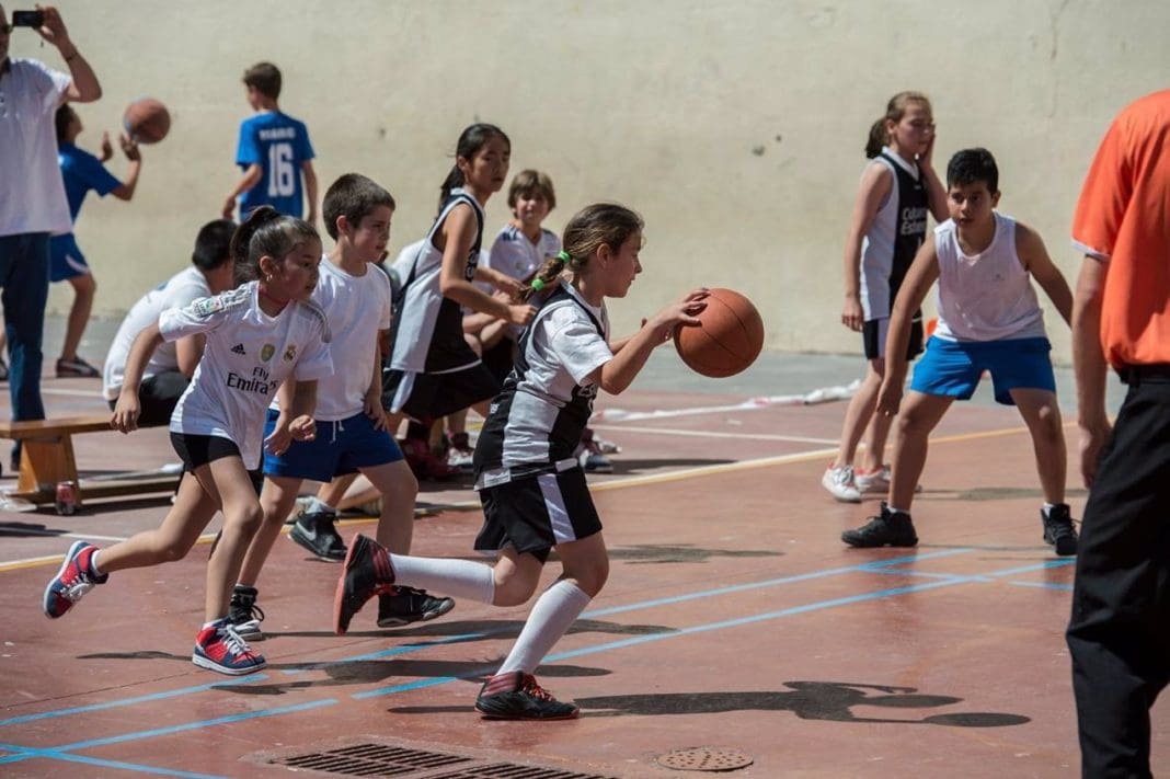 ayudas material deportivo