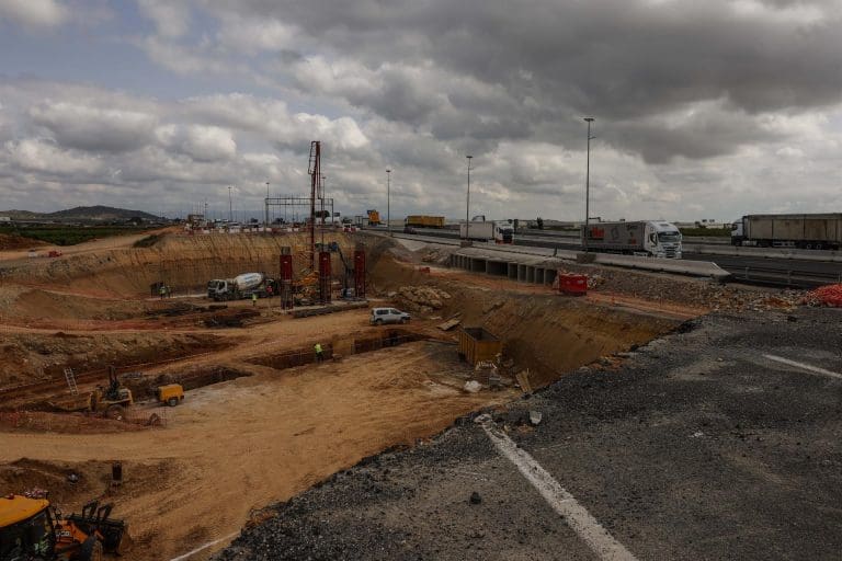 La reconstrucción de puentes sobre el barranco del Gallego del Poyo, en A-7, estará lista en el último trimestre del año