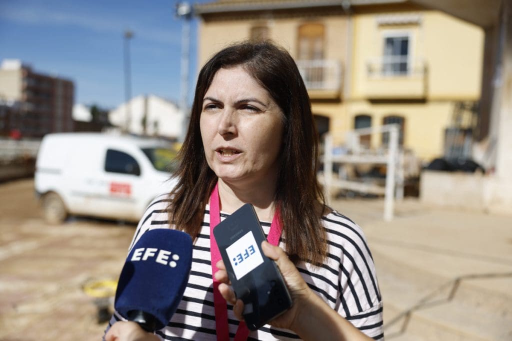 La alcaldesa de Paiporta coge la baja médica y la sustituye el primer ...
