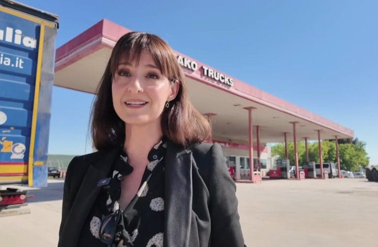 30/04/2025 La magistrada Lucía Mayordomo, titular del Juzgado de Instrucción número 2 de Torrent, que estaba de guardia en su partido judicial el 29 de octubre de 2024, frente a la gasolinera donde montó un juzgado de guardia. POLITICA CGPJ