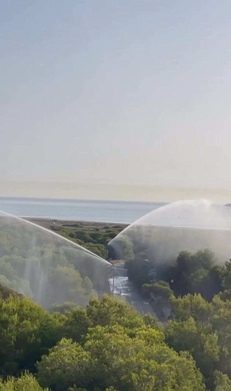 El Ayuntamiento activa los cañones de agua del Saler por el riesgo de incendios