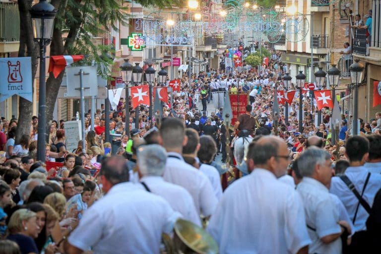 Torrent inicia la gestión para que sus fiestas de Moros y Cristianos sean declaradas Fiesta de Interés Turístico Autonómico