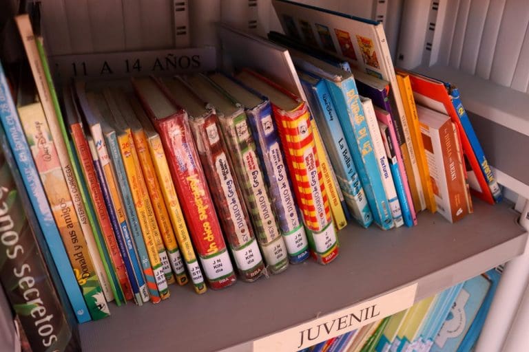 Torrent refuerza su apuesta por la cultura accesible con la apertura, por tercer año consecutivo, de la Biblioteca de la Piscina del Vedat