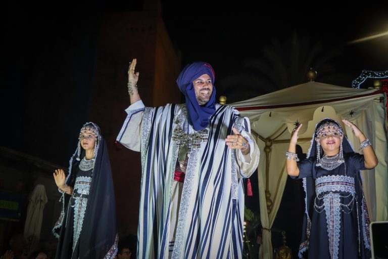 Torrent muestra la grandeza de sus fiestas de Moros y Cristianos en el programa ‘Terra de Festes’