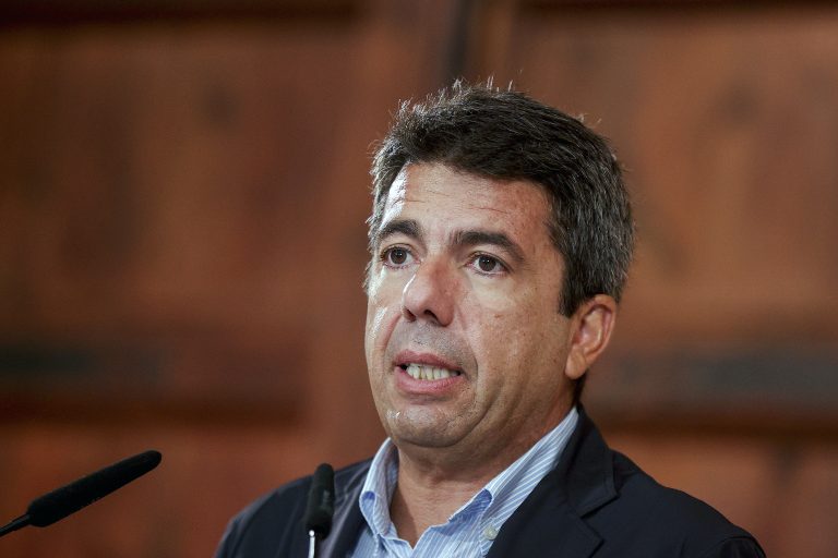 Carlos Mazón declara 86.015,3 euros en 2024 y Les Corts difunden las rentas de sus principales cargos