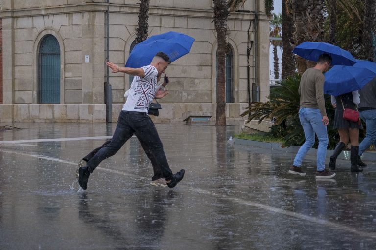 El sur de Valencia y el litoral sur de Alicante concentran las lluvias más copiosas, con 135 l/m2 en Llutxent
