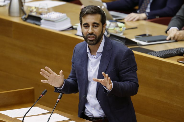 El PSPV pide a Maribel Vilaplana el tique del aparcamiento tras su comida con Mazón