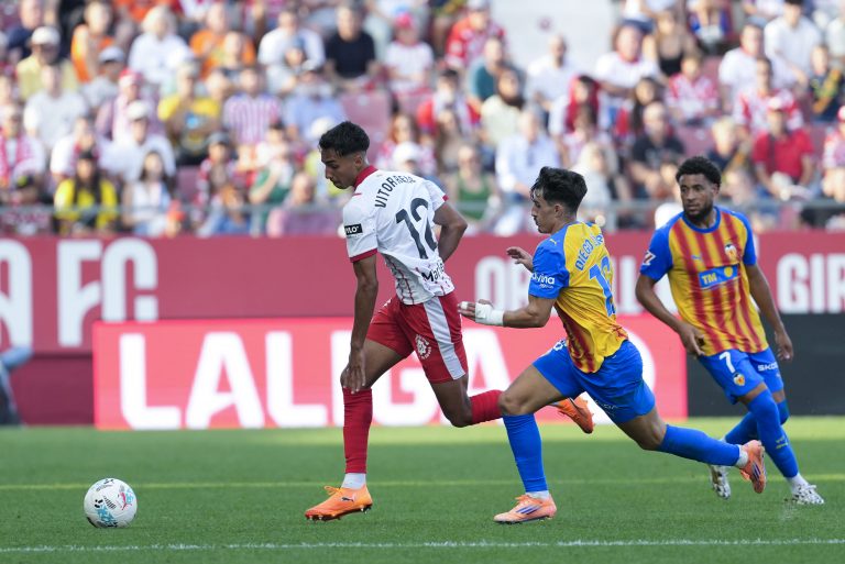 El Valencia pierde en Girona y sigue cayendo en la clasificación: 2-1
