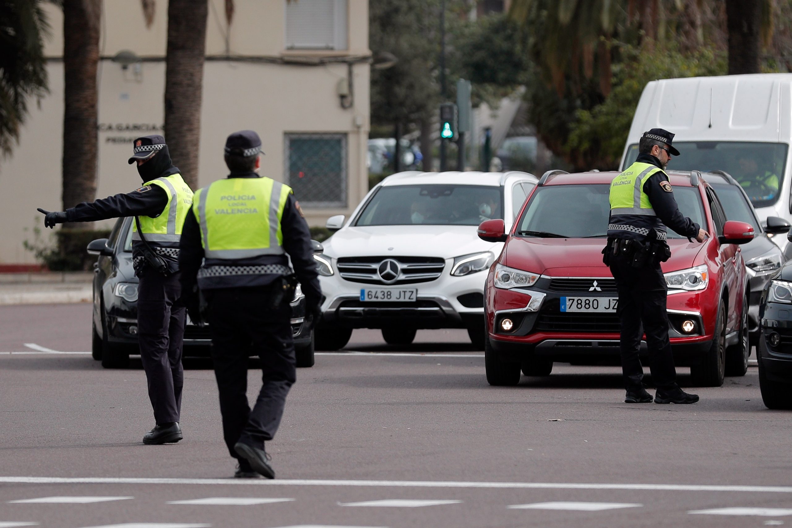 Tres detenidos por una pelea con arma blanca en València: dos heridos ...