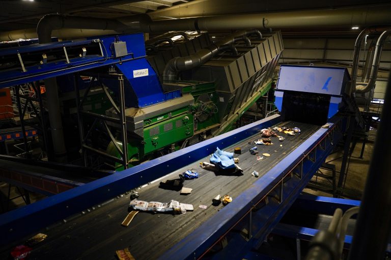 El Consell destina 7,7 millones para impulsar la separación de residuos y mejorar la gestión