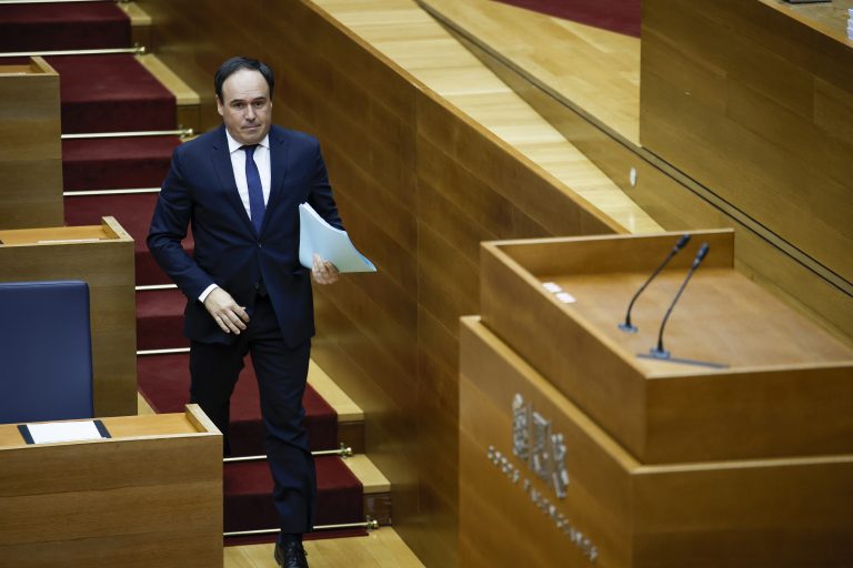 Pérez Llorca ha anunciado menos impuestos, más deducciones y eliminar estructuras ideológicas