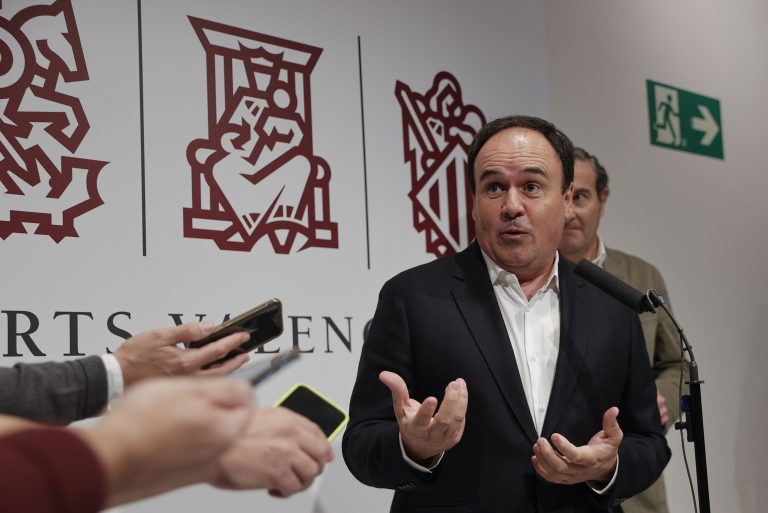 Pérez Llorca defiende que las llamadas con Pradas y Mazón fueron una coincidencia