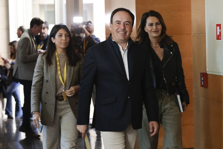 Pérez Llorca presenta su candidatura a la Presidencia de la Generalitat sin acuerdo firmado con Vox