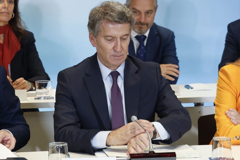 Feijóo considera ‘correcta’ la dimisión de Mazón y denuncia una ‘cacería política y personal’ contra el expresident