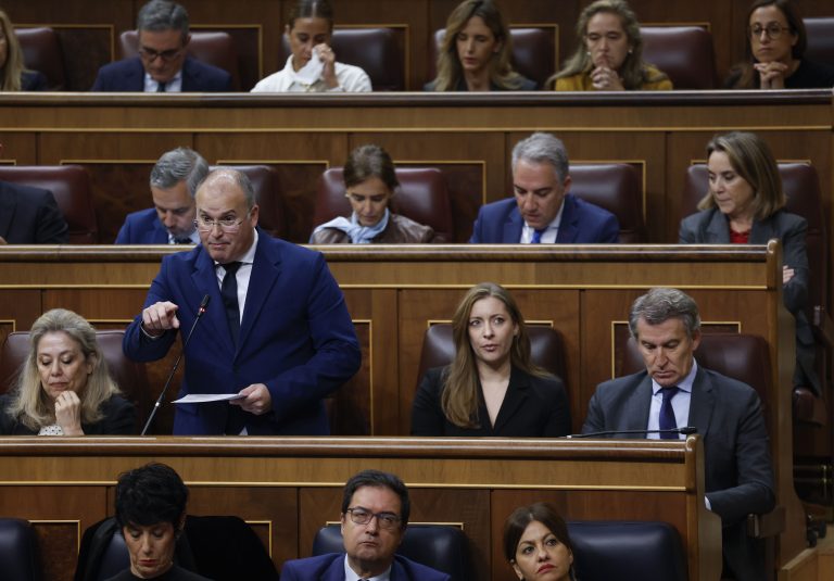 Tellado confía en la altura de miras de Vox para avalar al sustituto de Mazón