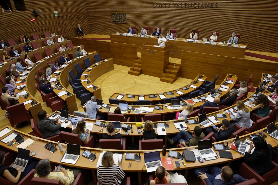 Debate Les Corts