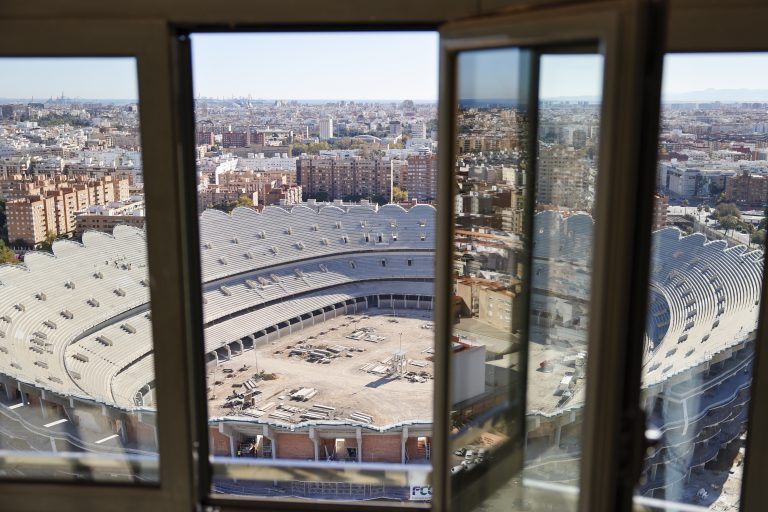 El Nou Mestalla tendrá asientos más grandes y con más espacio entre aficionados