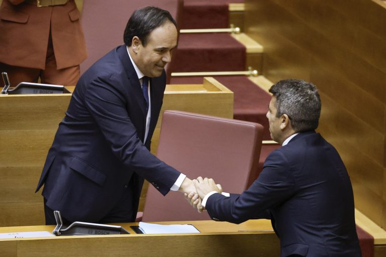 La Asociación de Damnificados por la DANA Horta Sud–Valencia rechaza la invitación para reunirse con Pérez Llorca