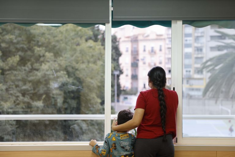 Cataluña, Madrid y la Comunitat Valenciana lideraron la llegada de inmigrantes en 2024