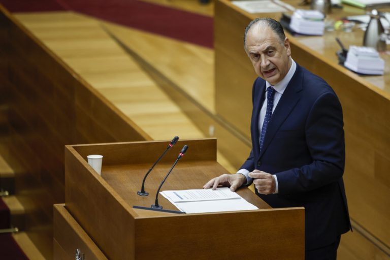 Valderrama anuncia un plan de infraestructuras de seguridad y emergencias de 40 millones y un protocolo automático