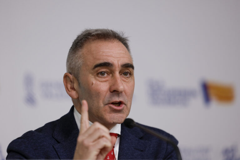 El Consell acusa a Sánchez de trato desigual: 72.000 a víctimas de la DANA en Valencia frente a 210.000 en Adamuz