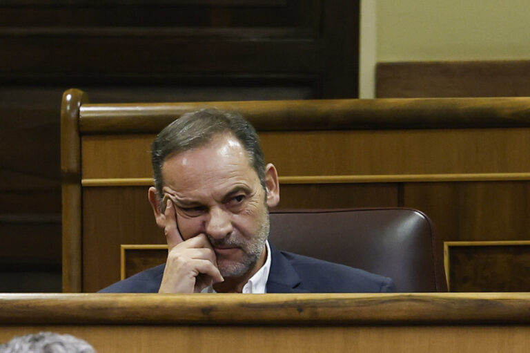 José Luis Ábalos renuncia a su escaño en el Congreso tras el rechazo del Supremo en el caso Koldo