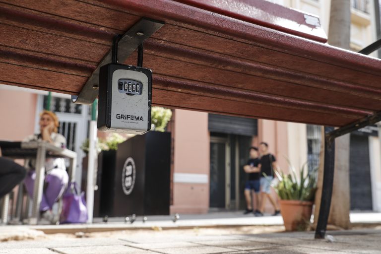 Catalá anuncia límites y control para los apartamentos turísticos en València