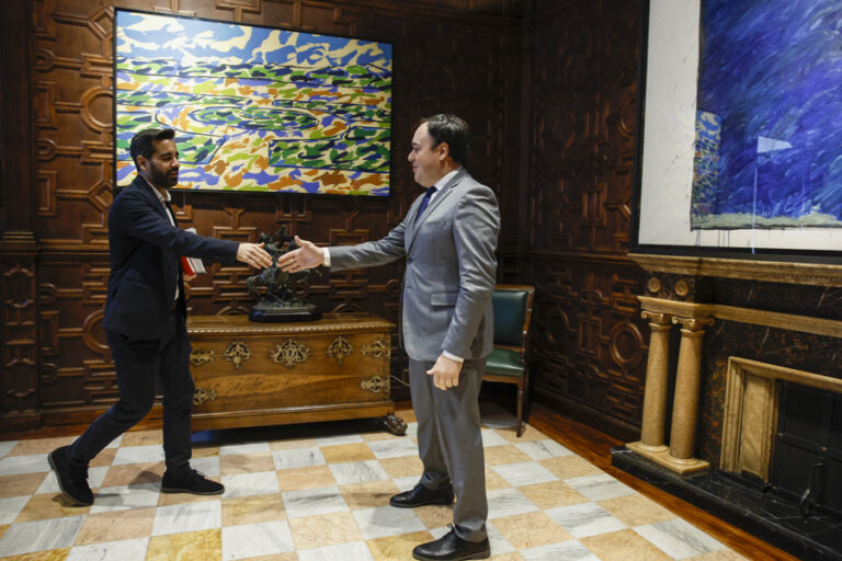 El PSPV exige a Pérez Llorca un cordón sanitario frente a Vox y lamenta una reunión sin avances