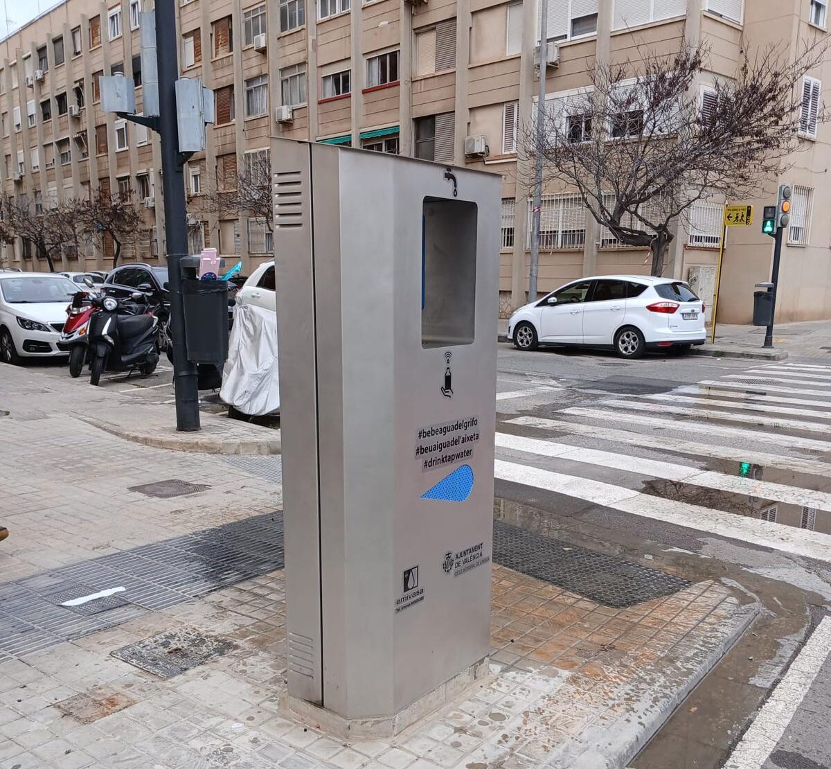València amplía a 77 las fuentes urbanas refrigeradas tras instalar 23 nuevos puntos de agua - Actualidad Valencia