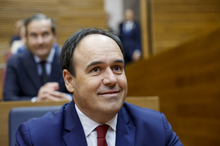 Pérez Llorca cumple tres meses de president con 133 actos y el foco en la bajada de impuestos