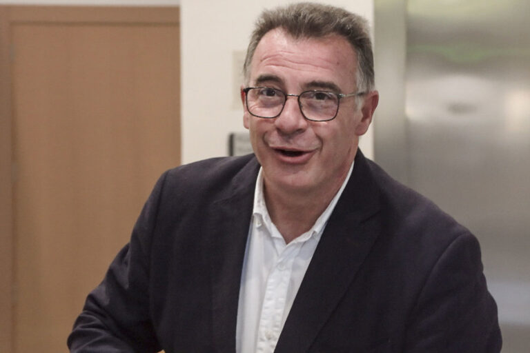 Técnico de Emergencias afirma que Salomé Pradas ordenó no enviar el Es-Alert sin su autorización