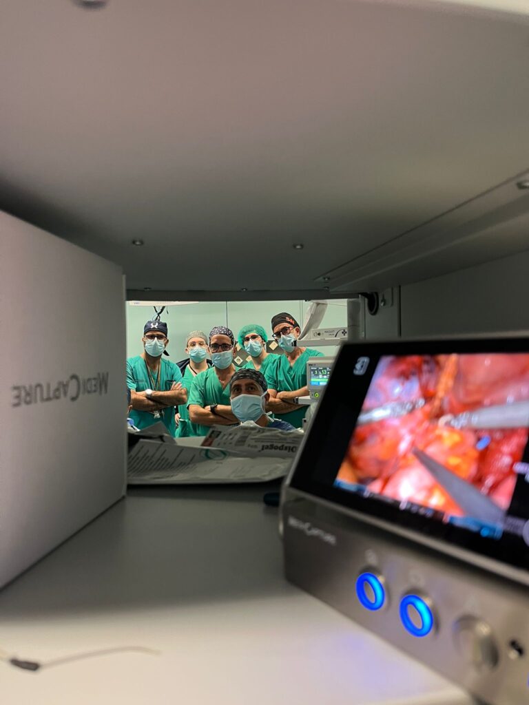 La Fe realiza el primer trasplante renal robótico de donante vivo en la Comunitat Valenciana