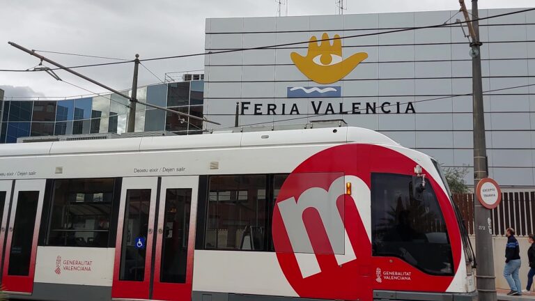 Convocan paros en FGV tras agotar la negociación: calendario en Metrovalencia y TRAM