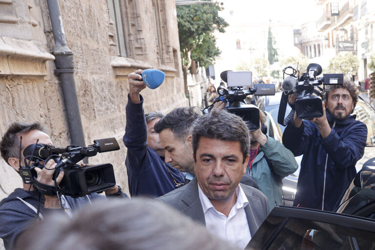 El TSJCV da dos días para alegaciones antes de decidir si investiga a Mazón por la dana