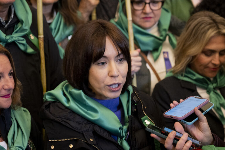 8M: Morant defiende que la violencia de género afecta a las mujeres por el hecho de serlo y que la ciencia lo avala