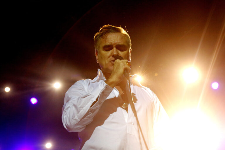 Morrissey suspende su concierto de hoy en València por ruido y falta de sueño