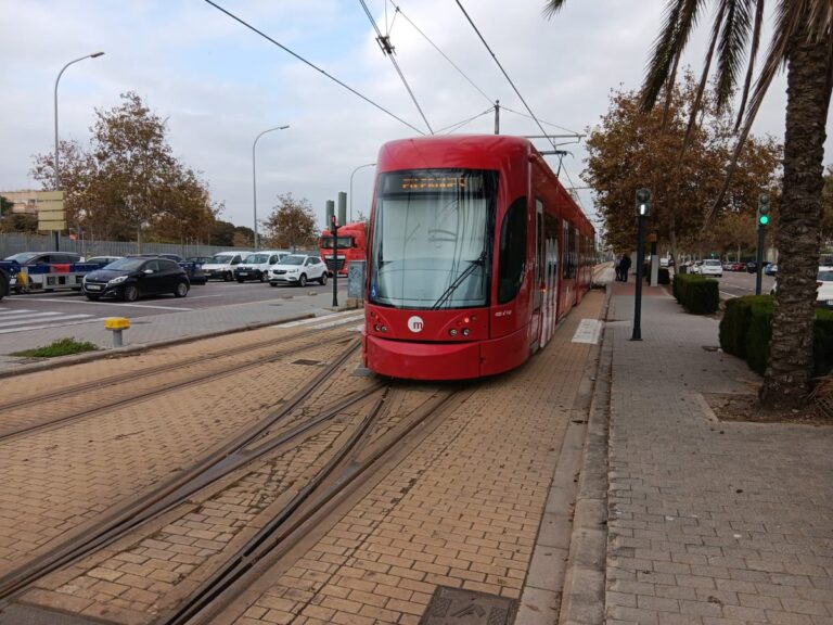 Se normaliza la circulación en las líneas 6 y 4 del tranvía de València tras la rotura de una catenaria