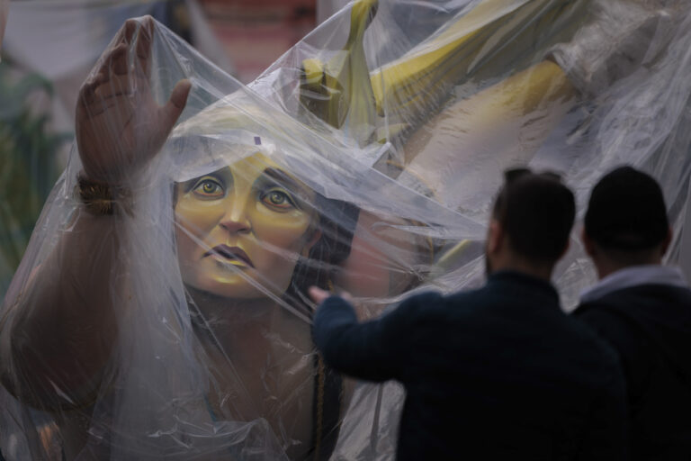 El Gremio de Artistas Falleros pedirá paralizar la plantà si la borrasca causa problemas