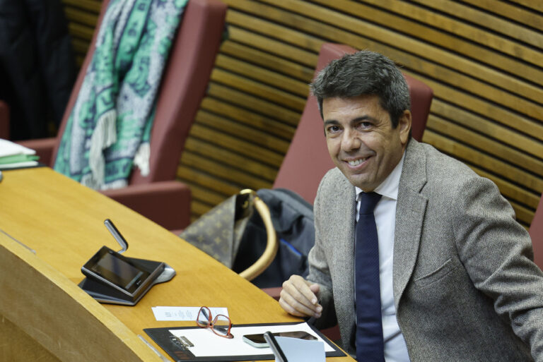 La Fiscalía sostiene que Mazón no tenía competencias en emergencias y que no está probado que diera órdenes