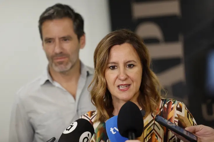María José Catalá y Borja Sémper atienden a los medios en la Fundación Bancaja